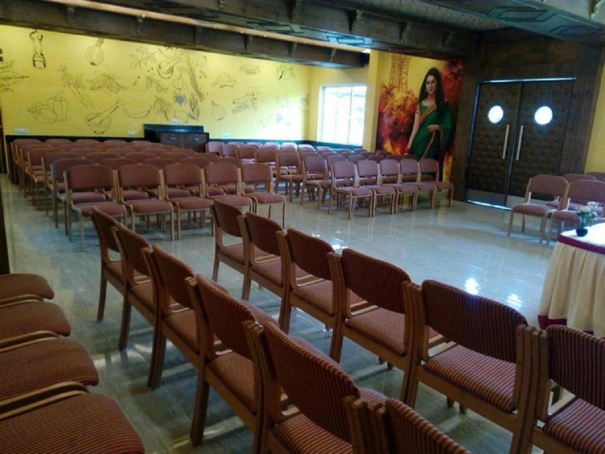 Cinemascope An Apart Hotel Chennai Exterior photo